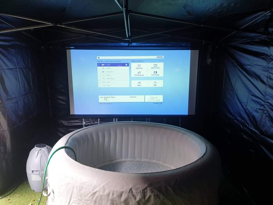 <strong>Cinema Package</strong><br/>Hot Tub<br/>Gazebo 4.5x3 meters<br/>Fully Enclosed<br/>Epson Projector 100" Display<br/>Bluetooth Speaker<br/>Chemicals</br><strong>£230</strong>